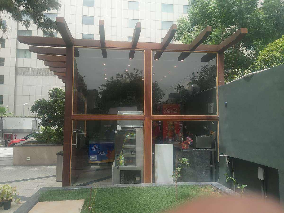 Designs by Contractor Alive Art, Delhi | Kolo