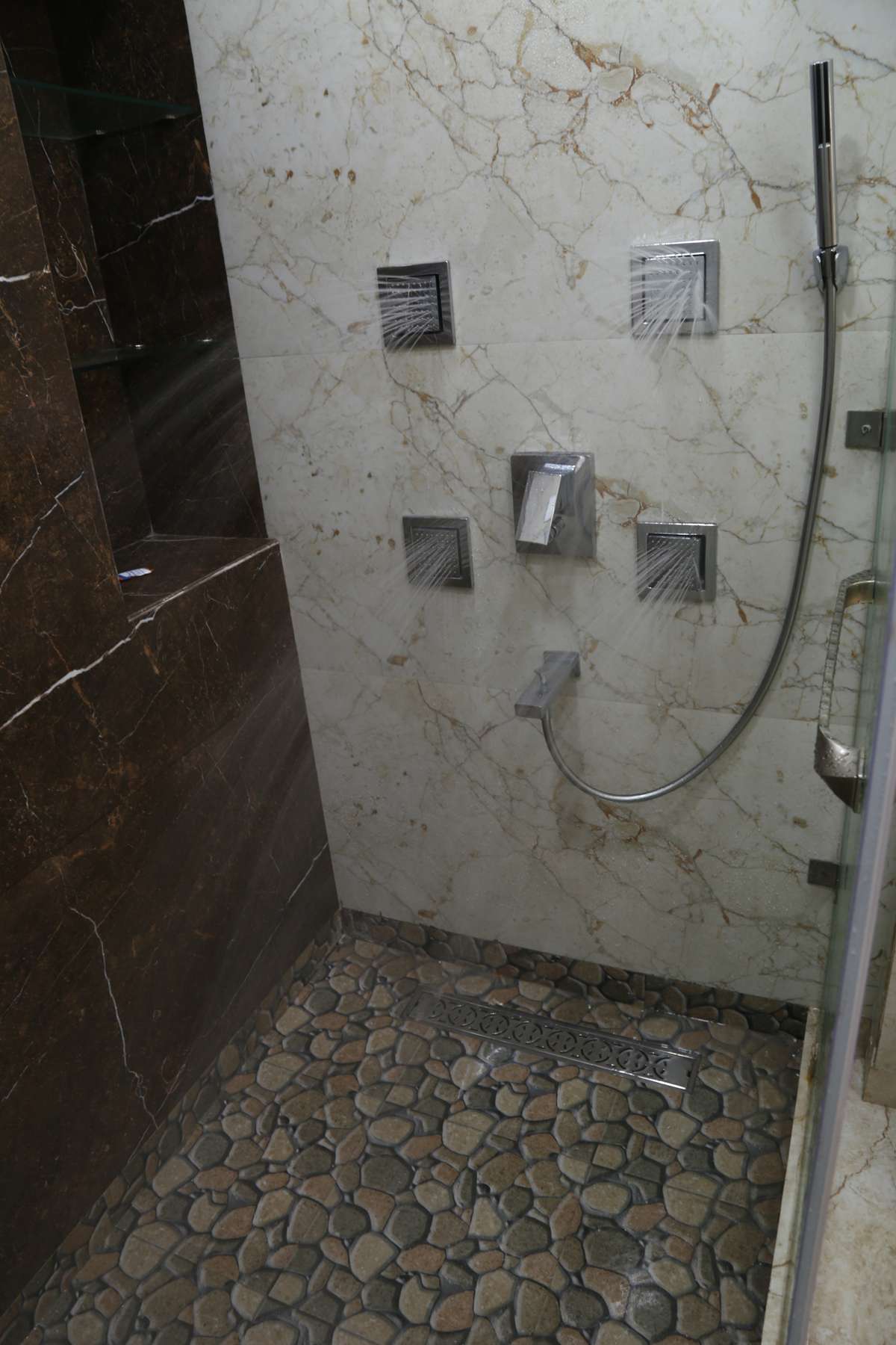 Designs by Contractor Nishant Dhiman, Delhi | Kolo