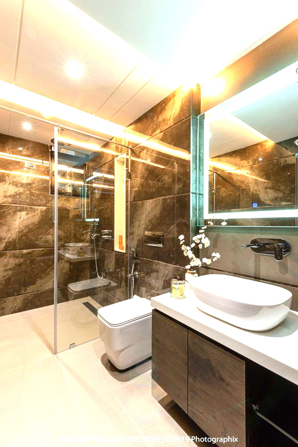 Lighting, Bathroom Designs by Contractor SAM Interior, Delhi | Kolo