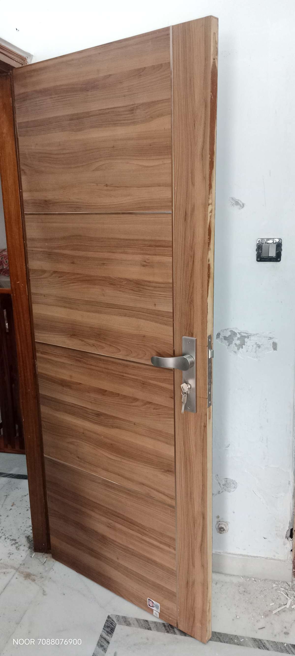Designs by Carpenter Hasan Tech, Delhi | Kolo
