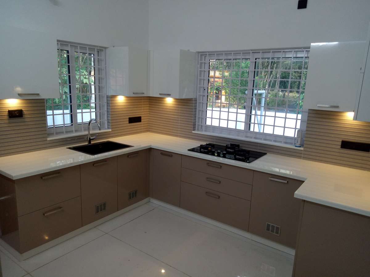 Kitchen, Lighting, Storage Designs by Service Provider Muhammed Bin Shamsudeen, Alappuzha | Kolo