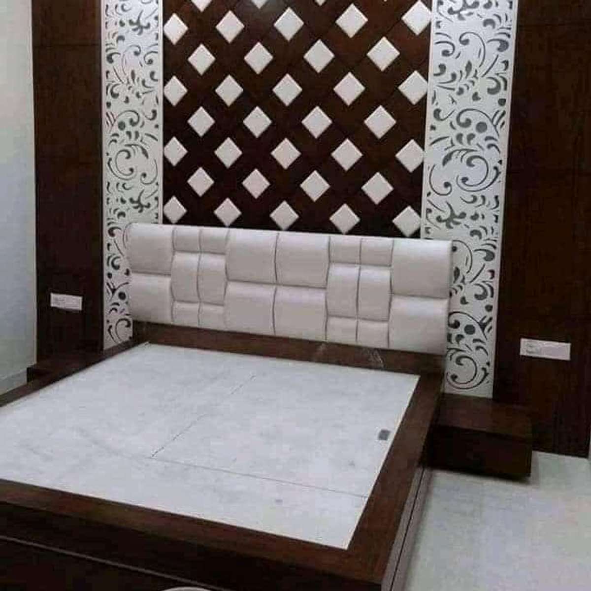 Ceiling, Storage, Bedroom, Furniture Designs by Painting Works Pathan Sahb, Gurugram | Kolo