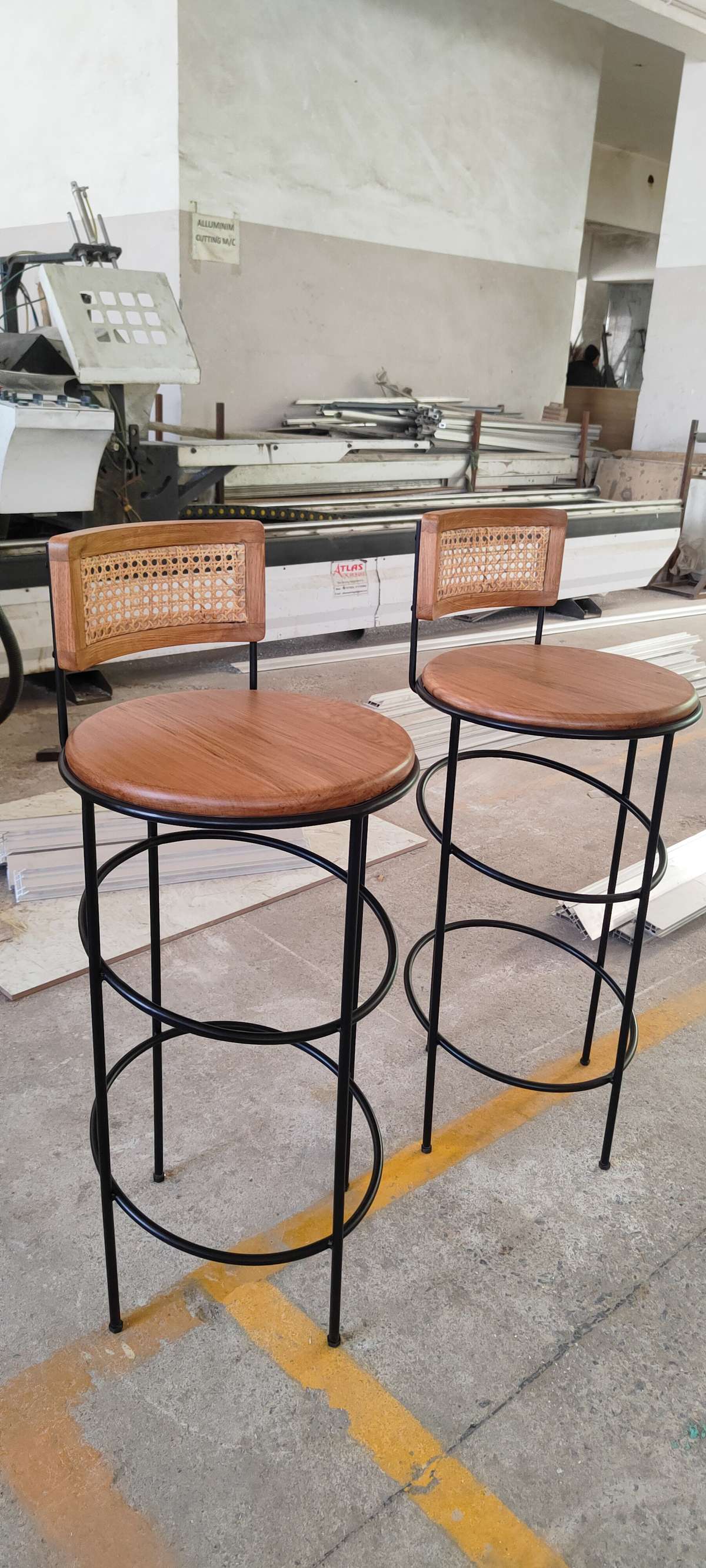 Designs by Carpenter Gul Mohammad, Gurugram | Kolo