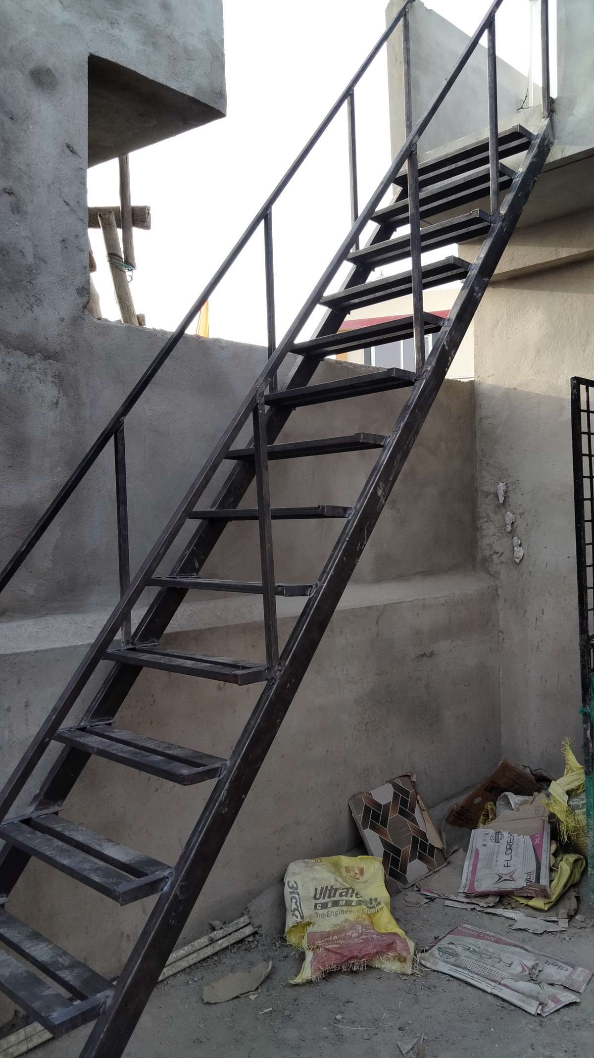 Designs by Fabrication & Welding Yash Fabrication and, Indore Kolo