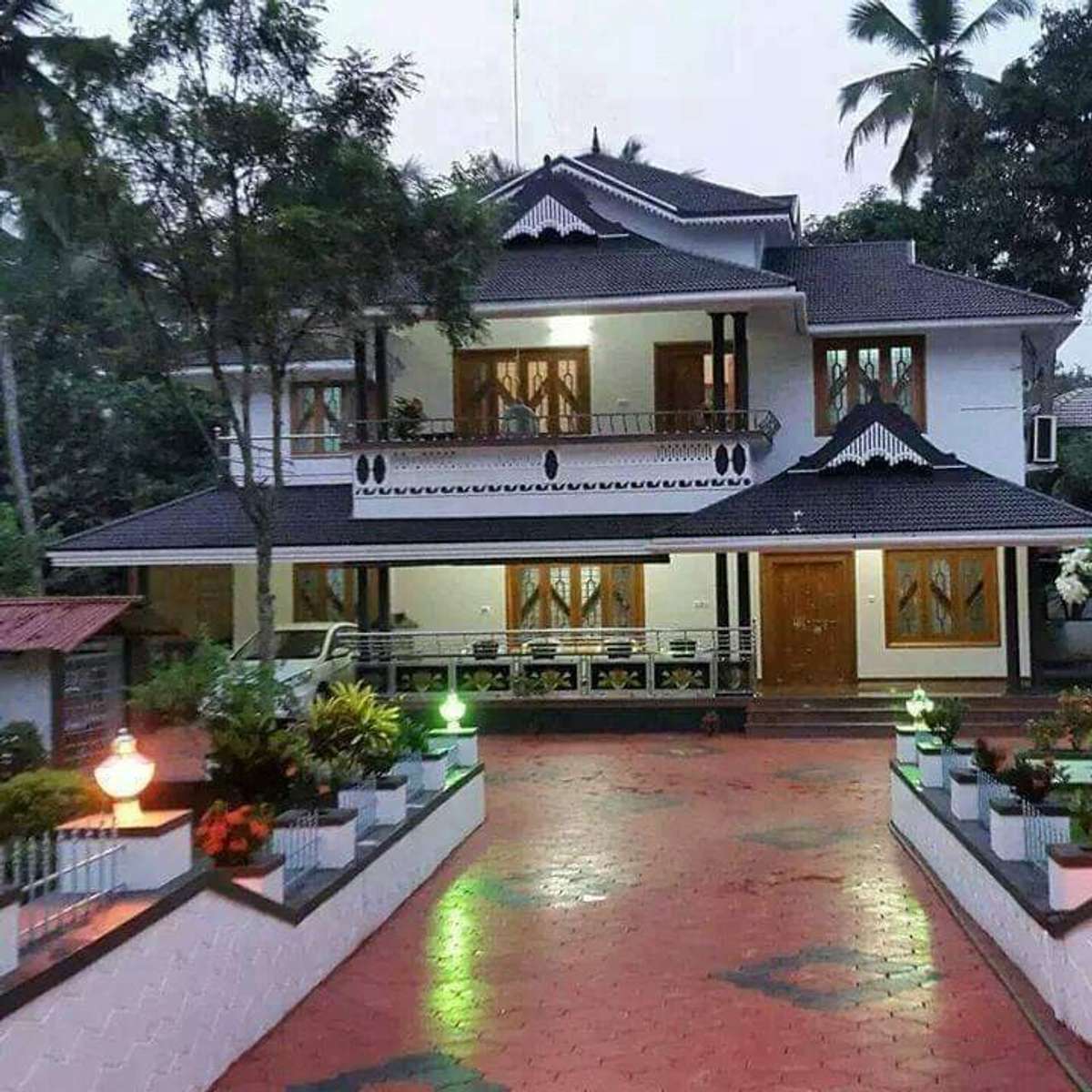 Designs by Contractor HA Kottumba, Kasaragod | Kolo