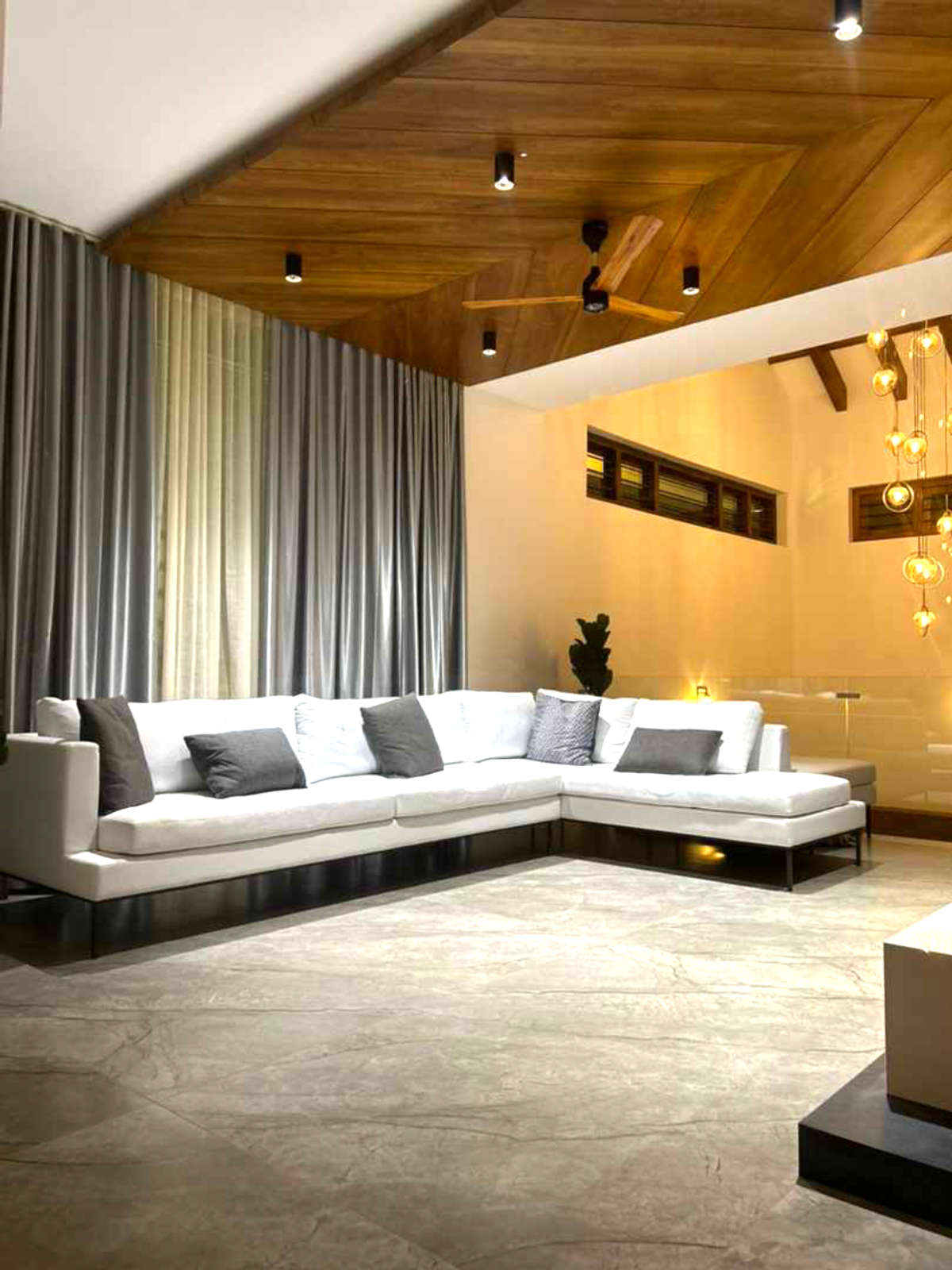 Designs by Interior Designer vantage decor, Malappuram | Kolo