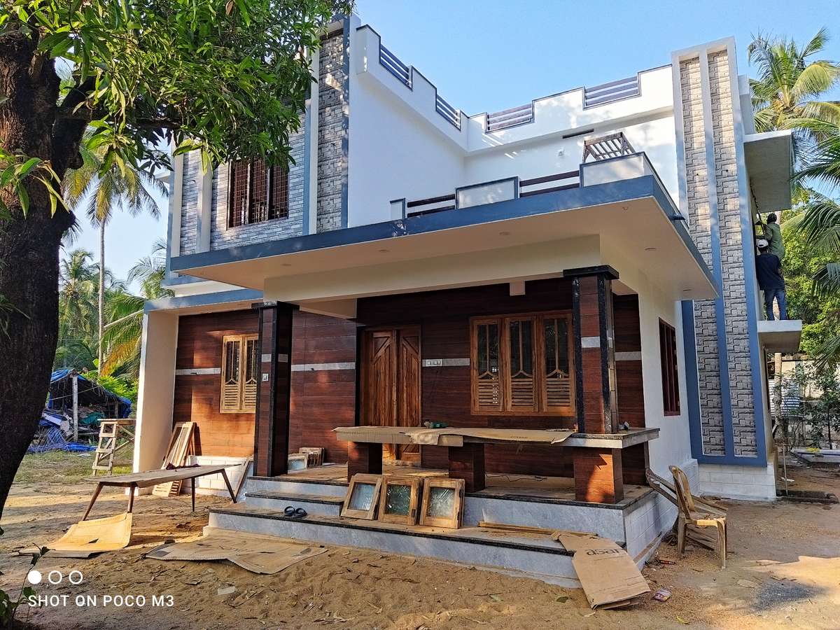 Designs by Carpenter Muralee Sundhar, Palakkad | Kolo