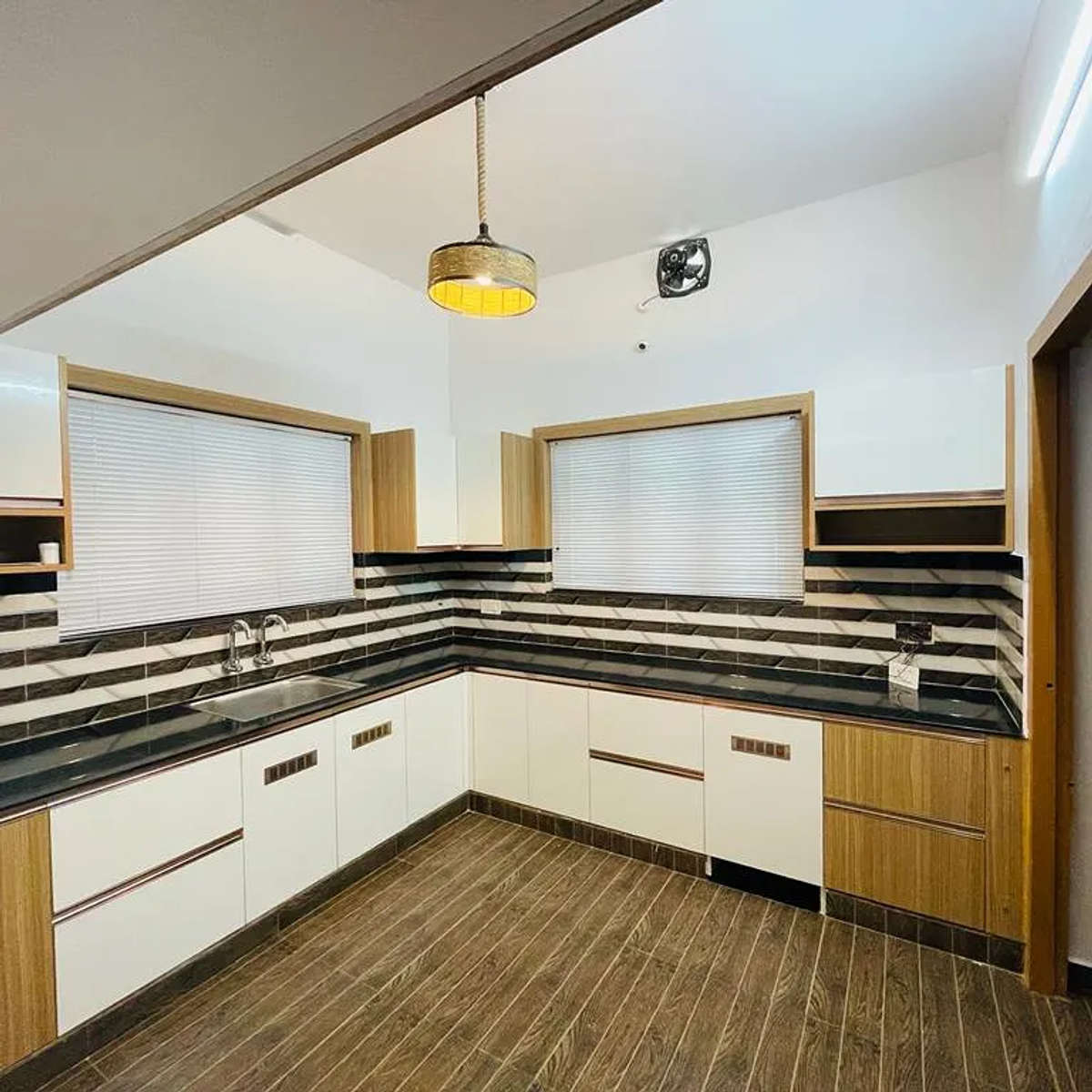 Kitchen, Storage Designs by Interior Designer Trends interio, Palakkad | Kolo
