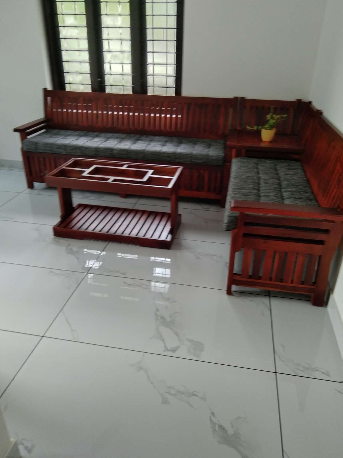 Flooring, Lighting, Furniture, Table Designs by Carpenter Prasanth S, Alappuzha | Kolo