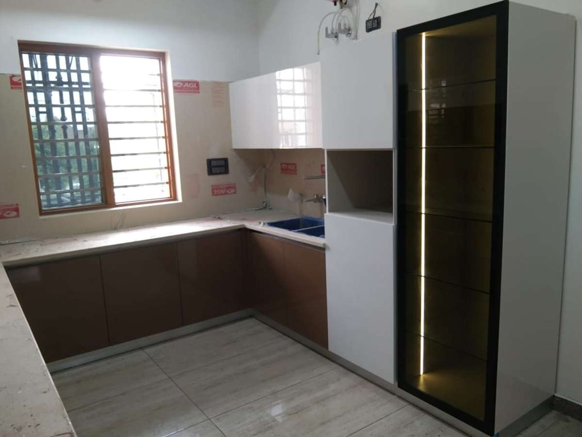 Kitchen, Lighting, Storage Designs by Interior Designer carol indecor, Sonipat | Kolo