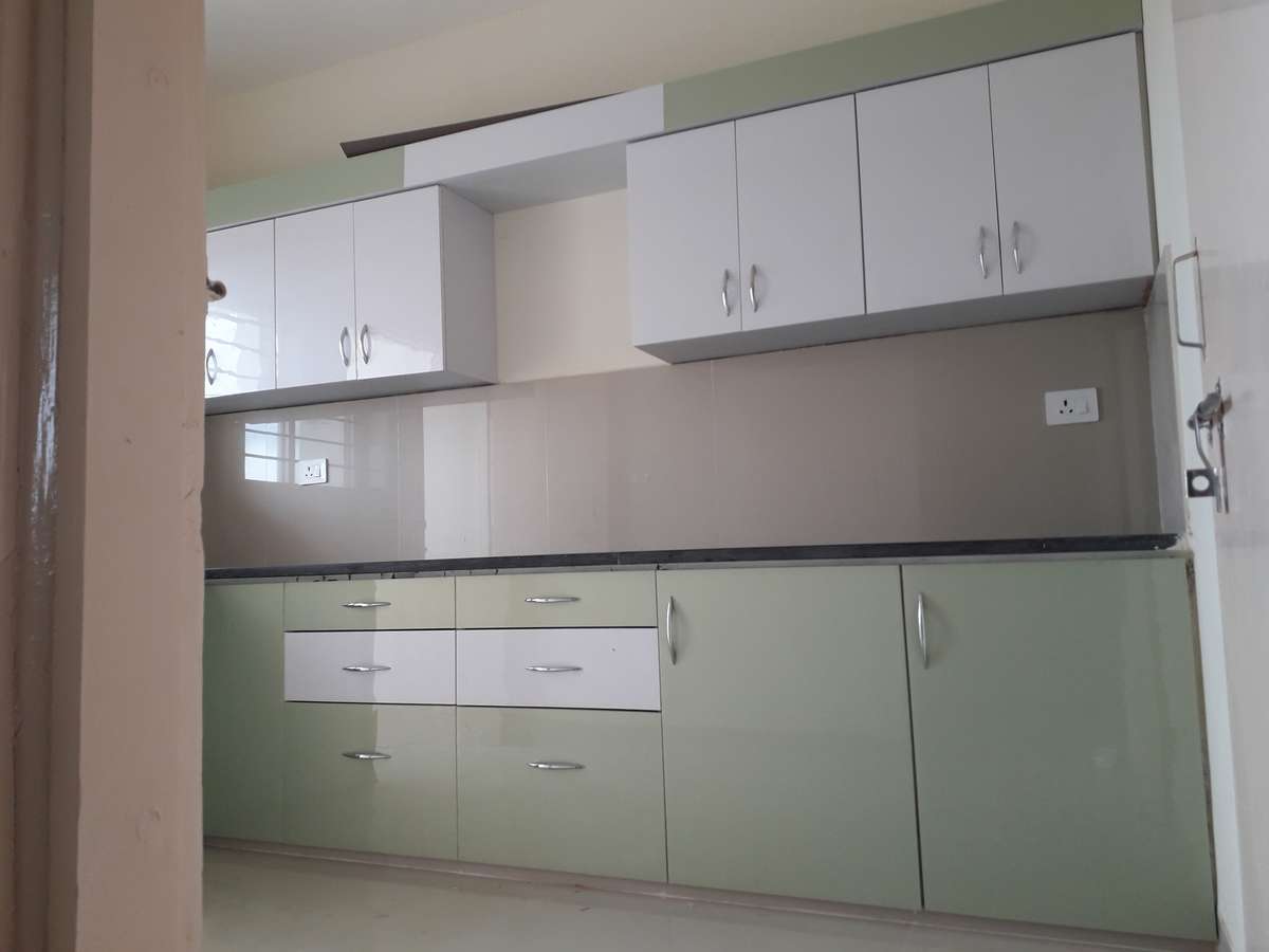 Kitchen, Storage Designs by Carpenter Dharmendra tiwari, Bhopal | Kolo