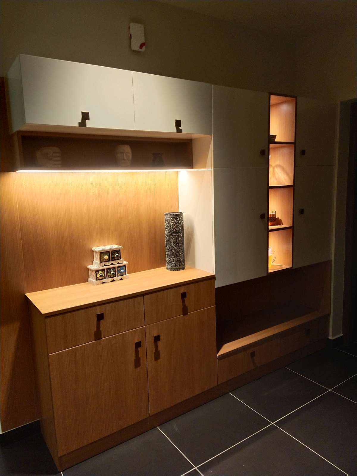 Lighting, Storage Designs by Architect arun s, Thiruvananthapuram | Kolo