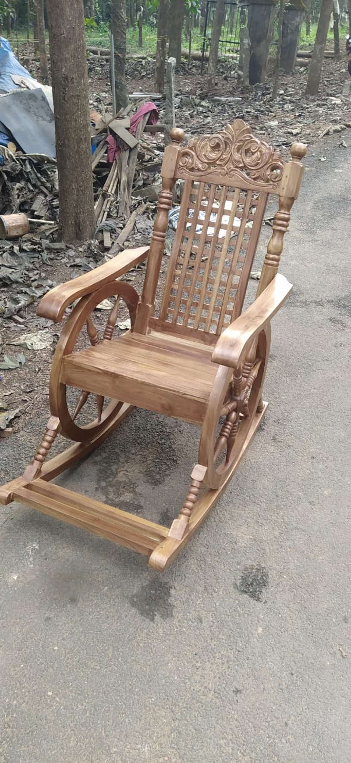 Designs by Carpenter Shanmughan Marutha, Malappuram | Kolo