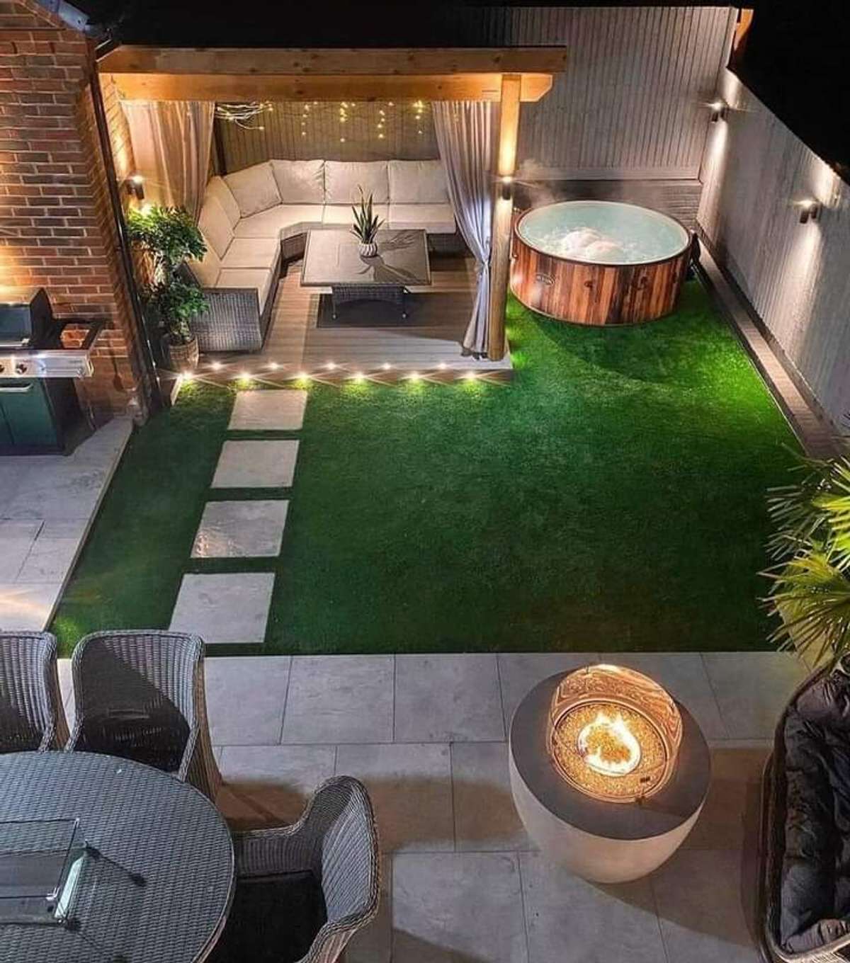 Designs by Carpenter Amit Sharma, Delhi | Kolo
