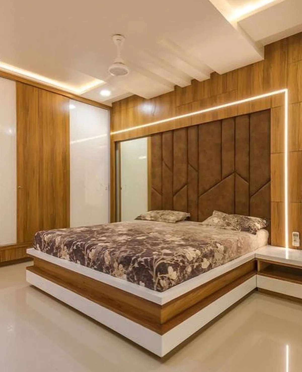 Furniture, Bedroom, Lighting Designs by Contractor Sahil Mittal, Jaipur | Kolo