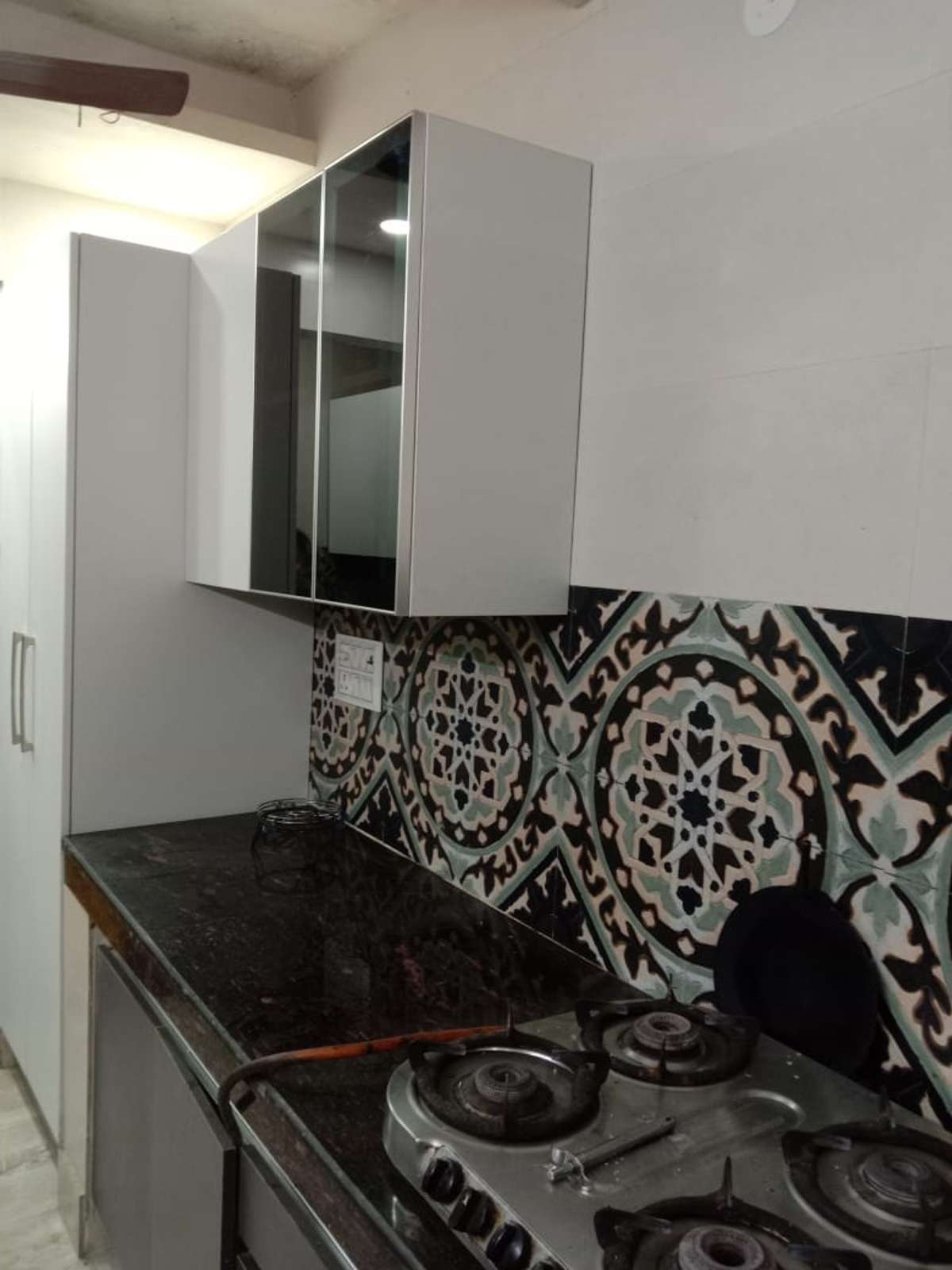 Kitchen, Storage Designs by Interior Designer Interior Dreams, Delhi | Kolo