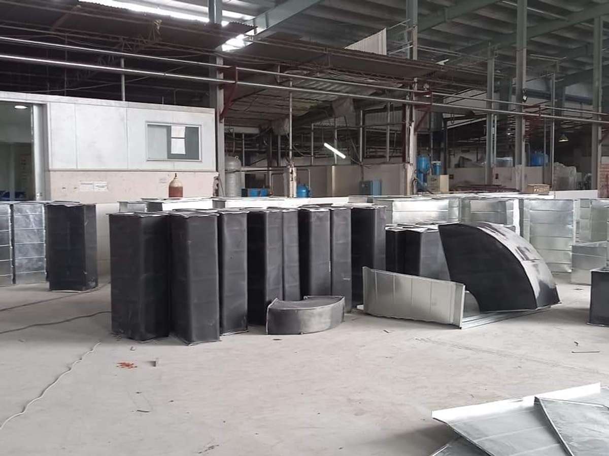 Designs by Contractor star air Conditioning and fabrication, Indore Kolo