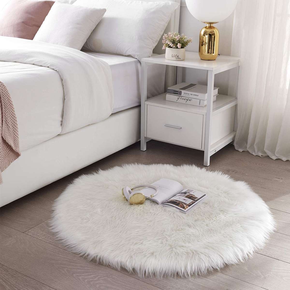 CottonFry Faux Sheepskin Fur Area Rugs Round Fur Throw Rug Floor Mat
