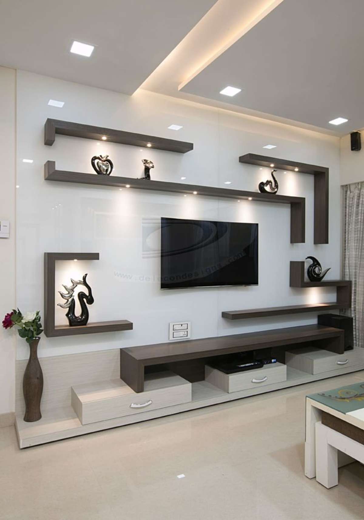 Lighting, Living, Home Decor, Storage, Table Designs by Contractor Modern Interior Resolution, Delhi | Kolo