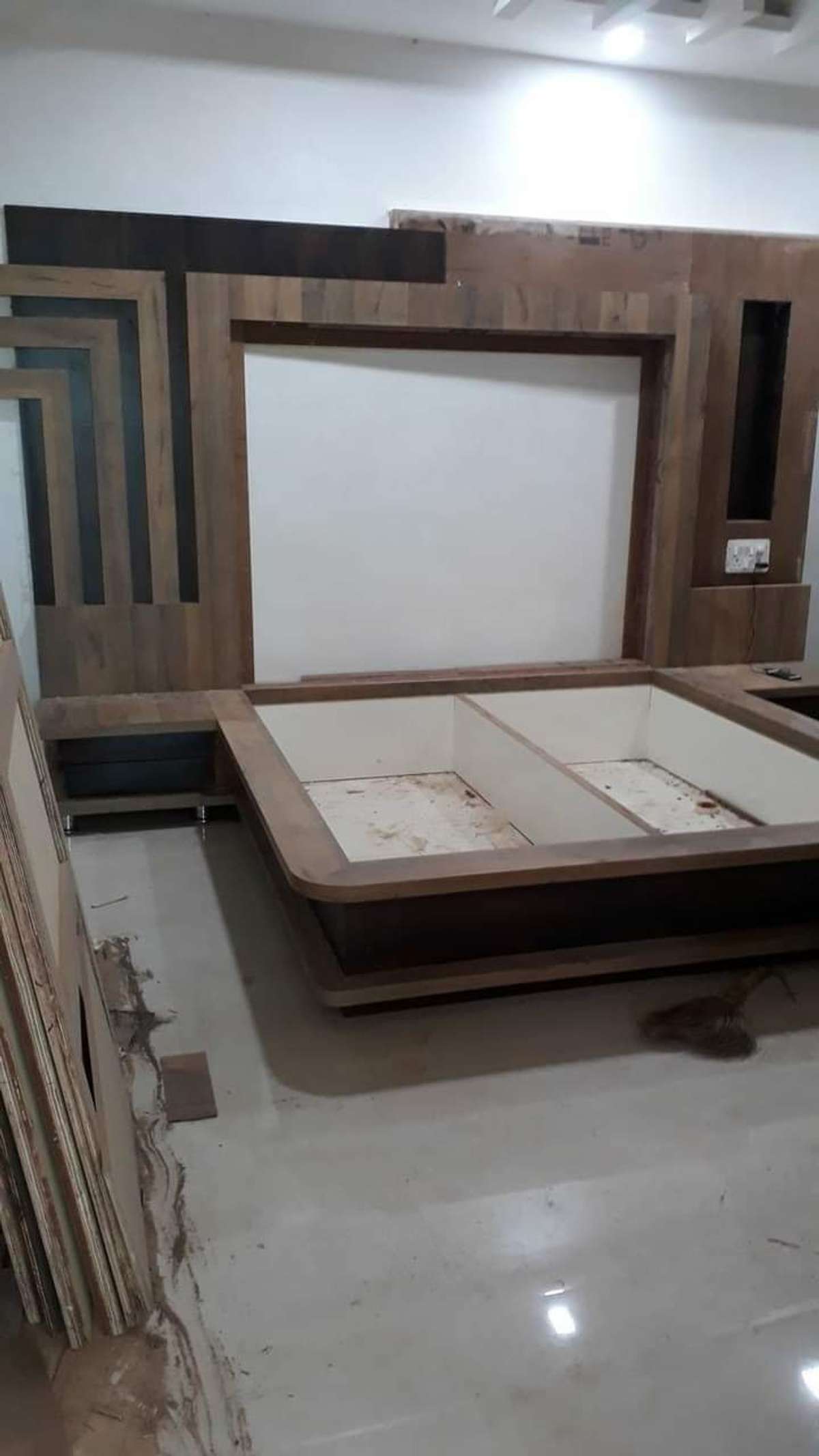 Furniture, Storage, Bedroom, Wall, Door Designs by Carpenter Krishan kumar sharma, Gurugram | Kolo