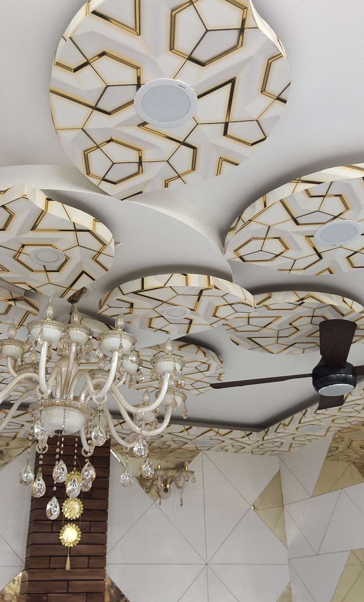 Ceiling, Home Decor, Wall Designs by Service Provider Amaan saifi, Delhi | Kolo