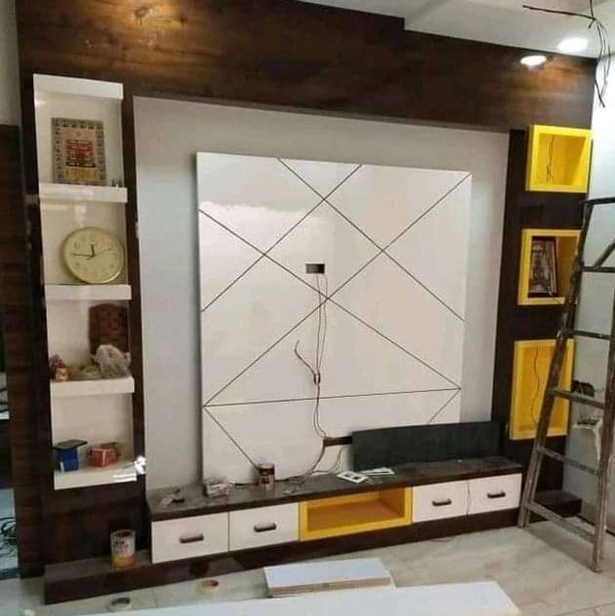 Electricals, Furniture, Home Decor, Wall Designs by Carpenter ЁЯЩП рдлреЙрд▓реЛ рдХрд░реЛ рджрд┐рд▓реНрд▓реА рдХрд╛рд░рдкреЗрдВрдЯрд░ рдХреЛ, Delhi | Kolo