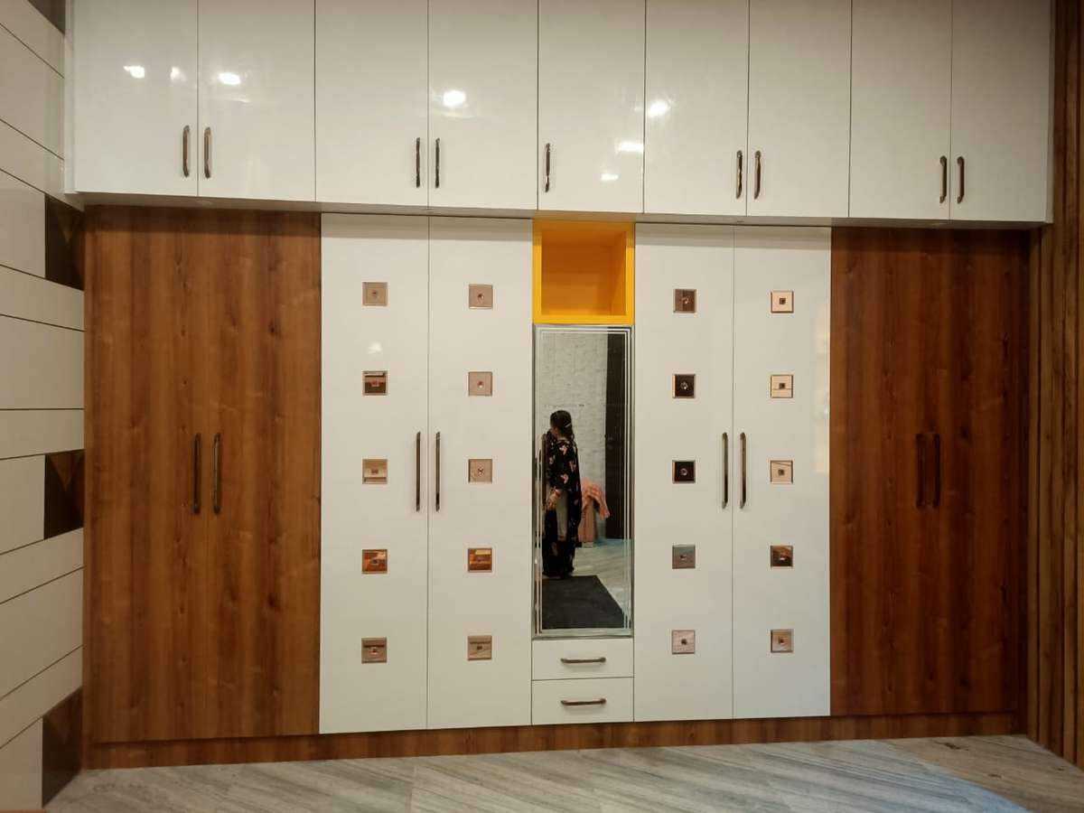 Designs by Contractor Sajid Saifi, Delhi | Kolo