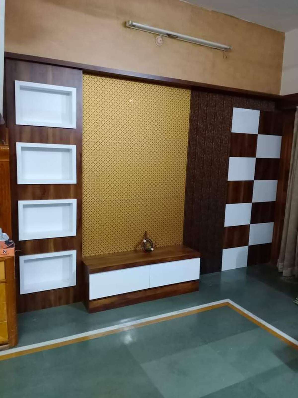 Storage, Living Designs by Carpenter Surender Surender, Panipat | Kolo