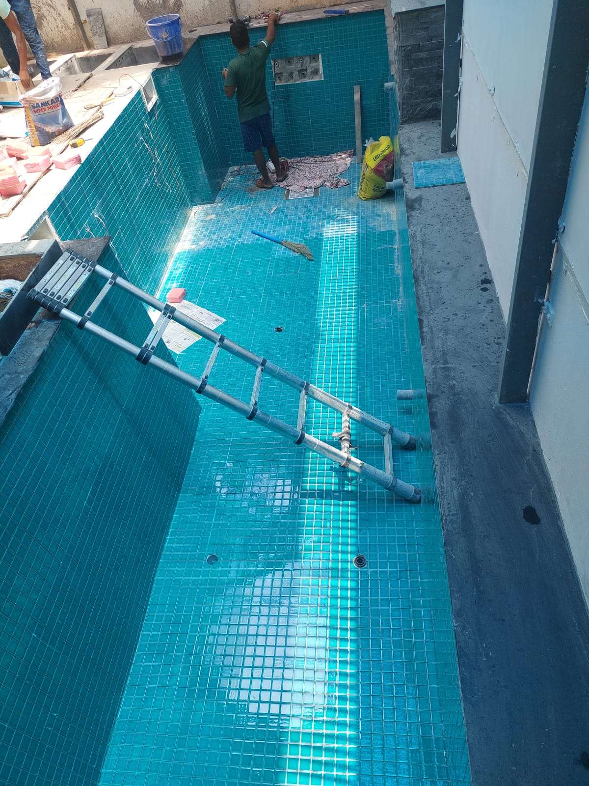 Designs by Swimming Pool Work VIKSARA POOLS, Thiruvananthapuram Kolo