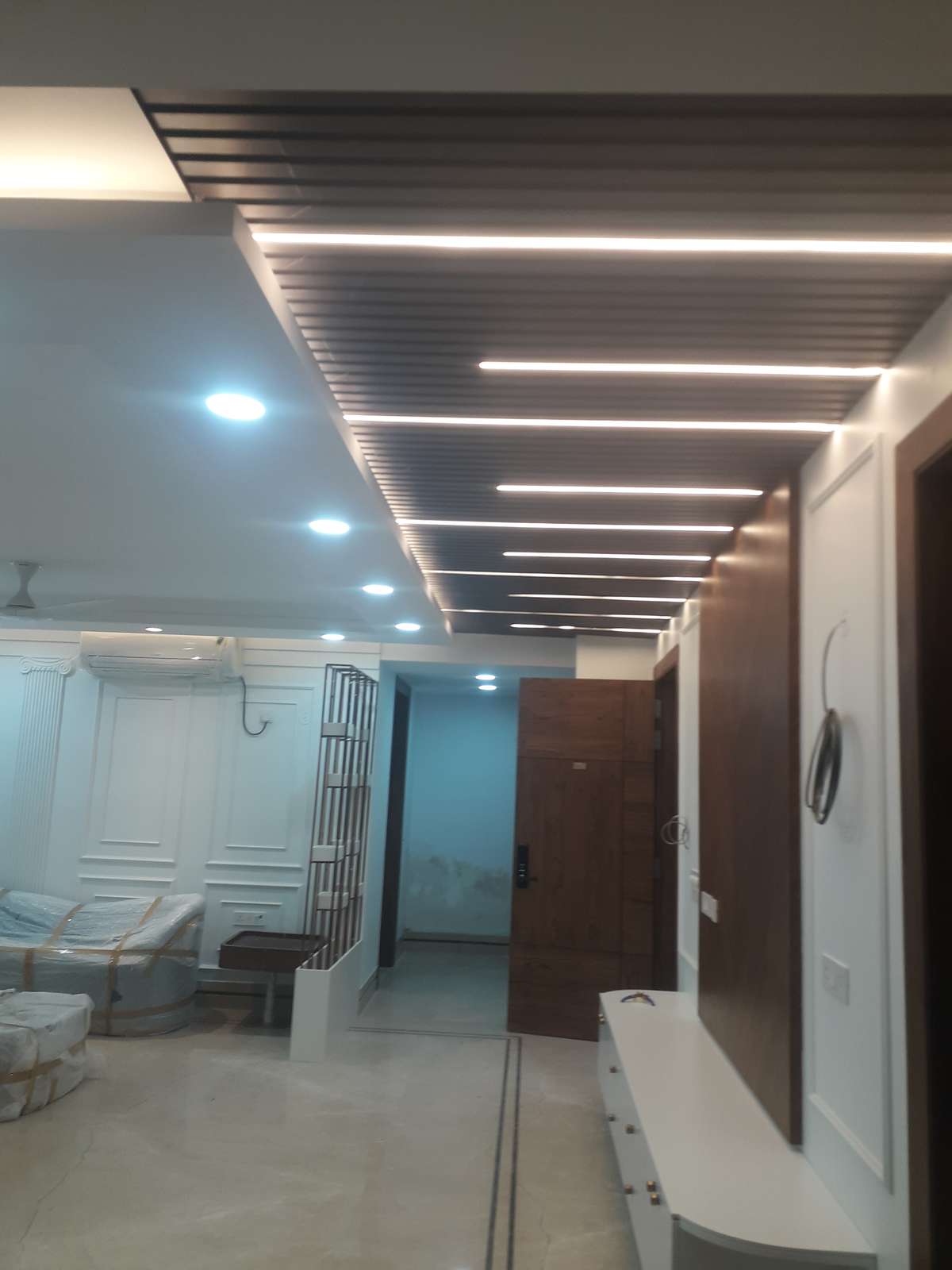 Ceiling, Lighting Designs by Electric Works Navdeesh Kumar, Gautam Buddh Nagar | Kolo
