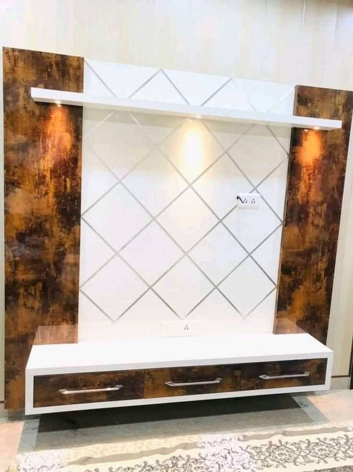 Designs by Carpenter HARI NARAYAN SHARMA, Alappuzha | Kolo