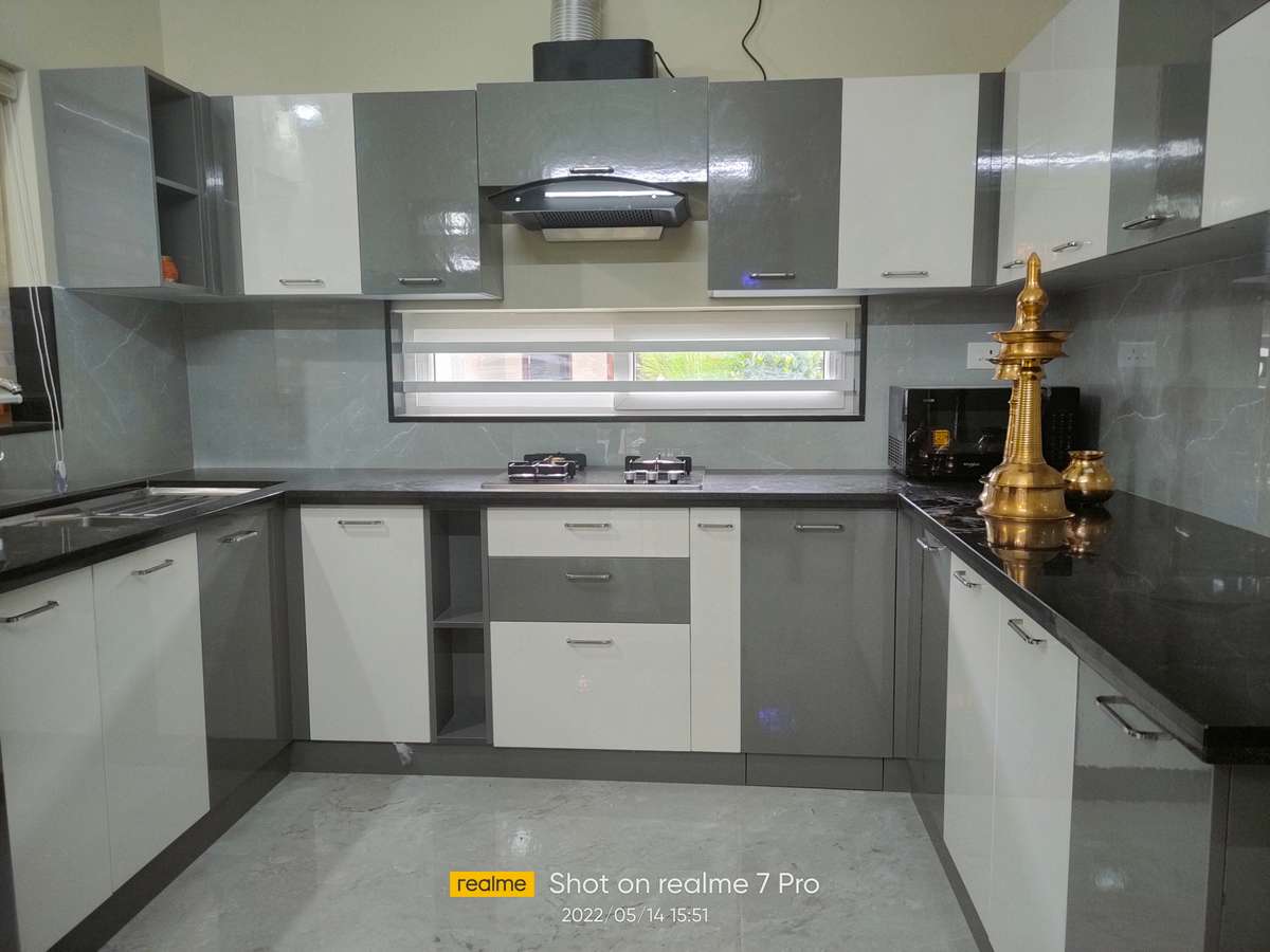 Kitchen, Storage Designs by Interior Designer Manu Kr, Kottayam | Kolo
