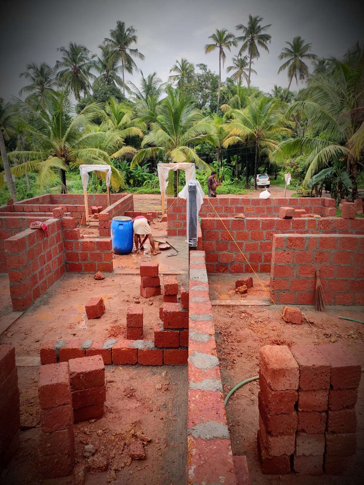 Designs by Civil Engineer Adithya Nimod Leeha builders, Kannur | Kolo