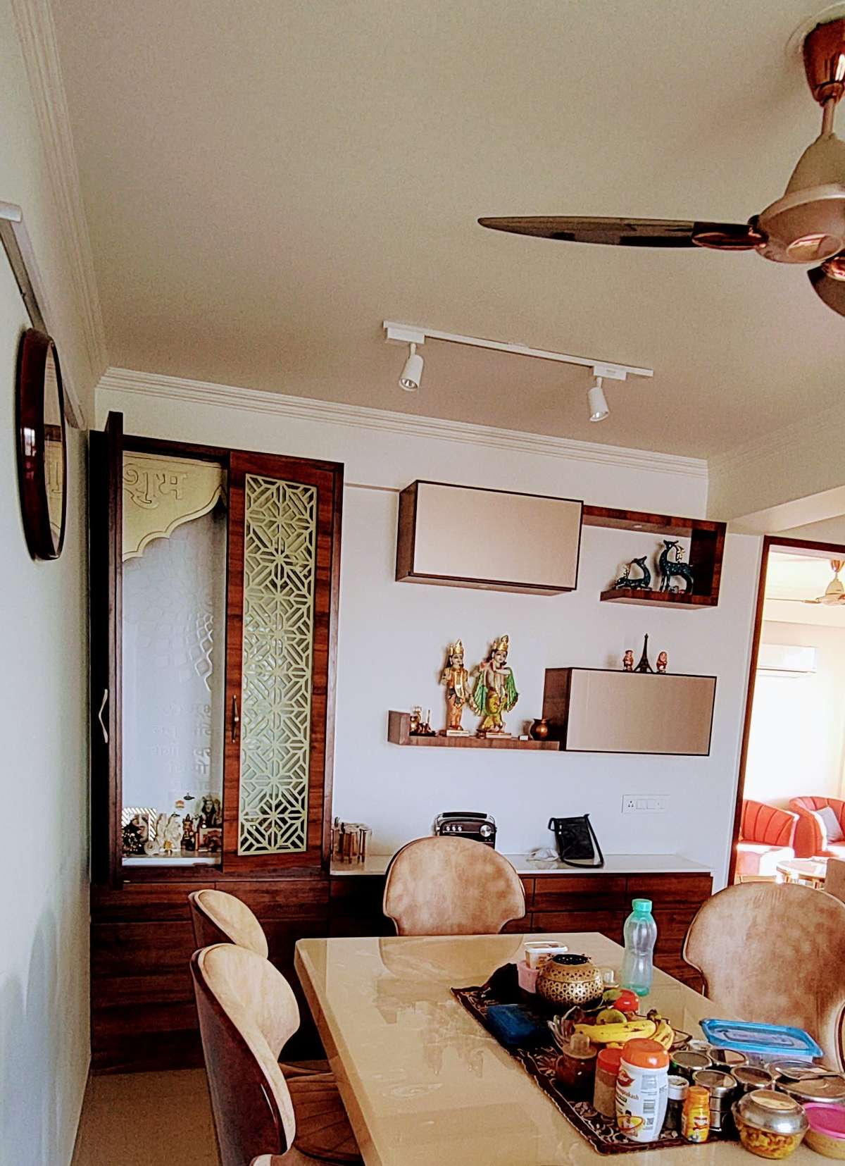 Designs by Carpenter Mohammad Riyaz, Jaipur | Kolo