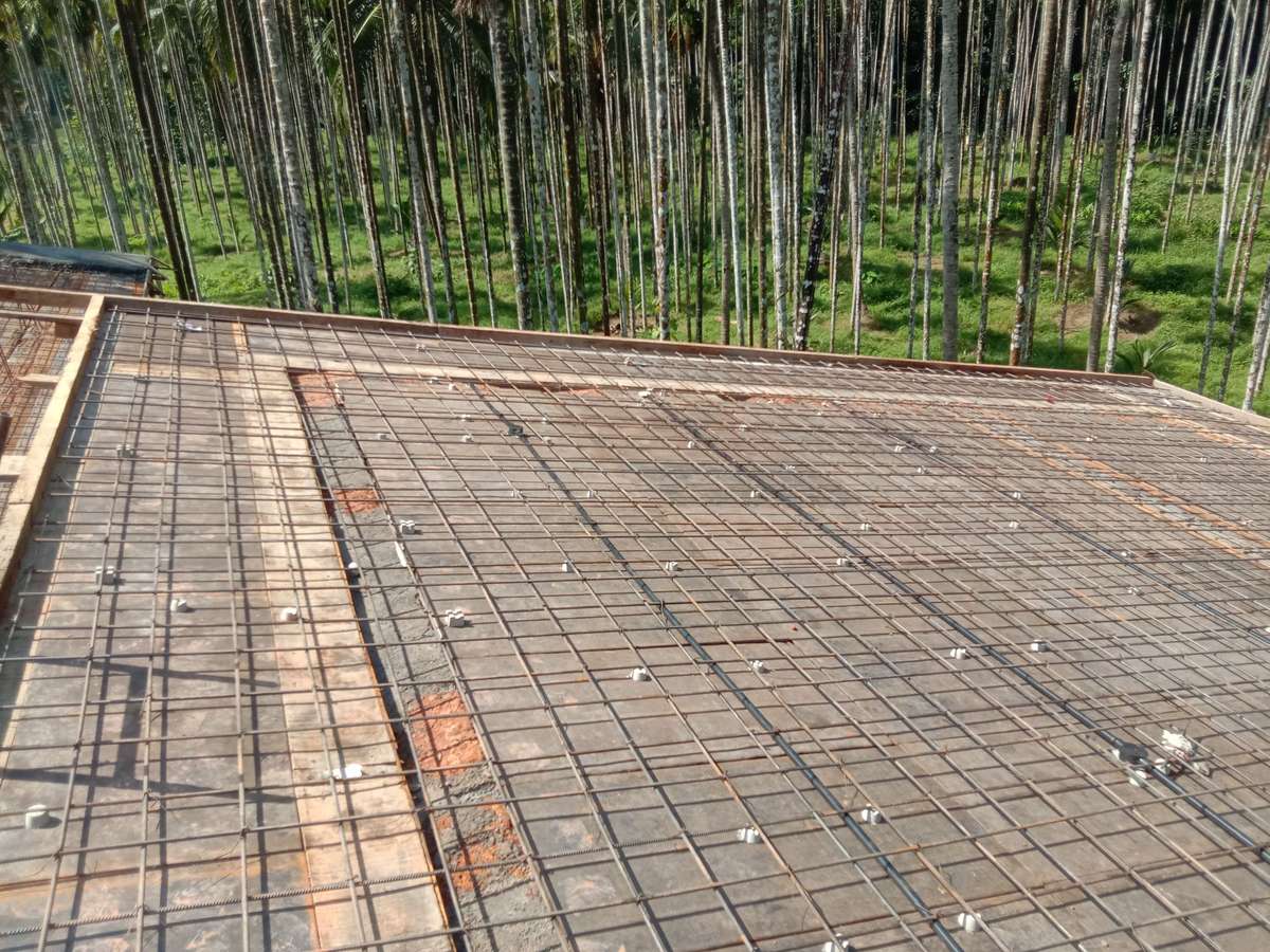 Designs by Contractor CHOORAKKUNNANS BUILDERS NILAMBUR, Malappuram | Kolo