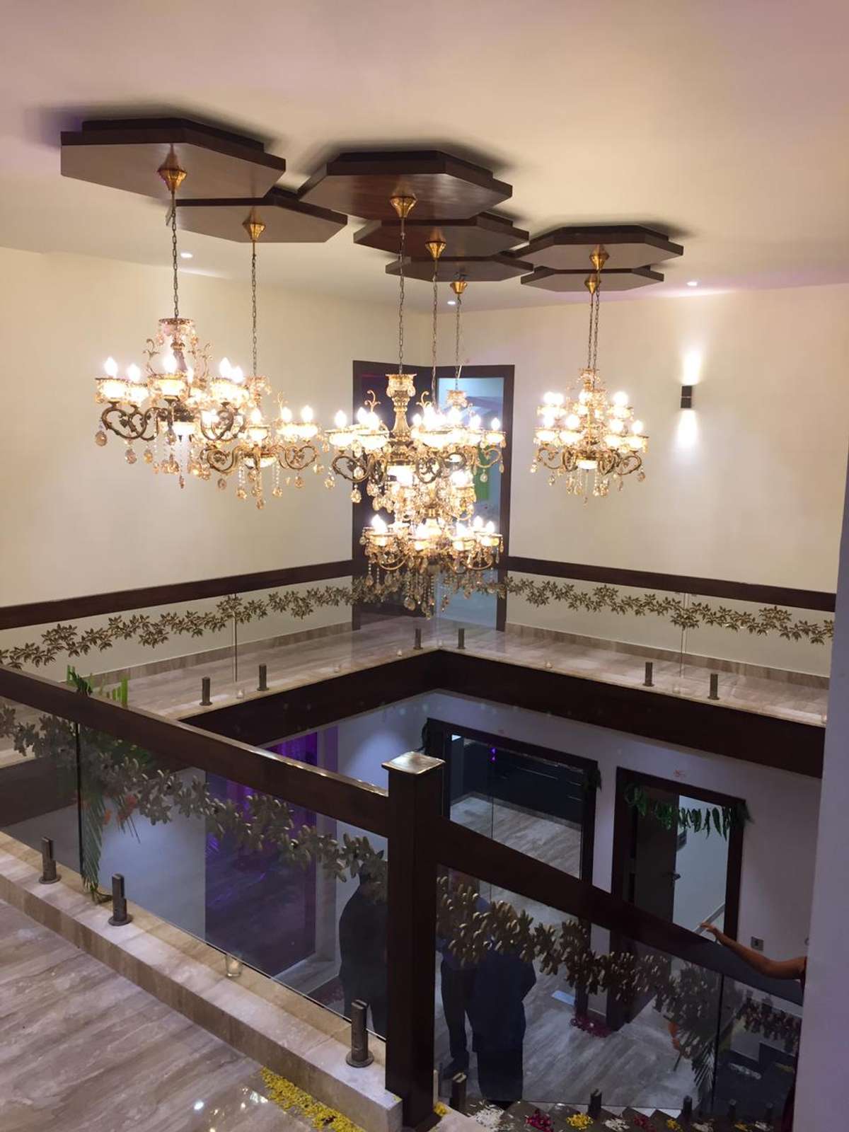 Ceiling, Lighting Designs by Contractor Dharmendra Bansal, Jaipur | Kolo
