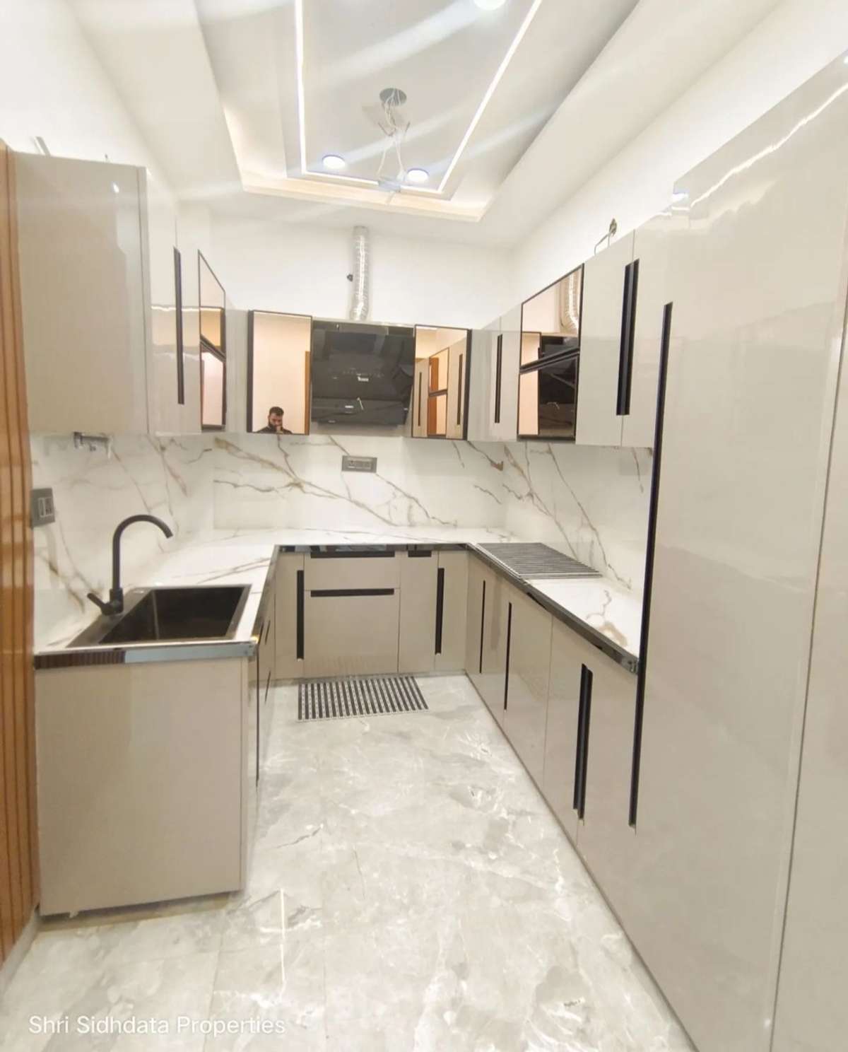 Lighting, Kitchen, Storage Designs by Contractor Sahil Mittal, Jaipur | Kolo
