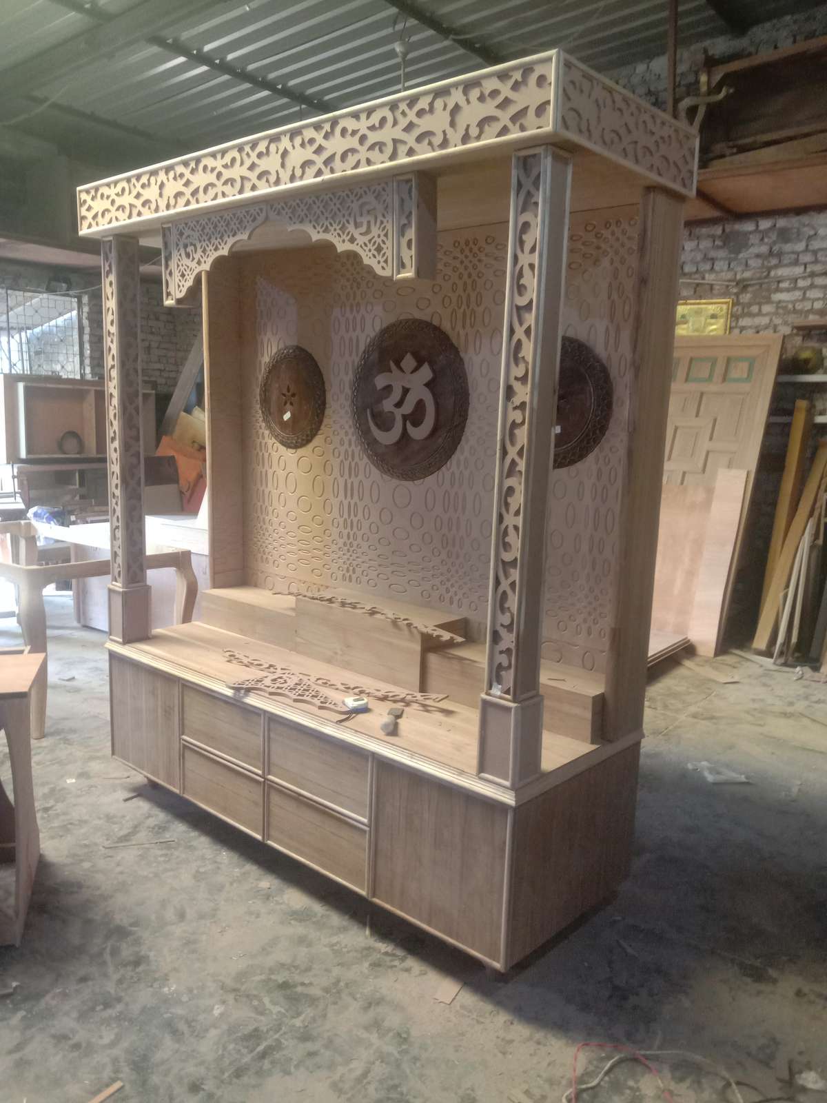 Storage, Prayer Room Designs by Carpenter Mosim Khan, Gautam Buddh Nagar | Kolo
