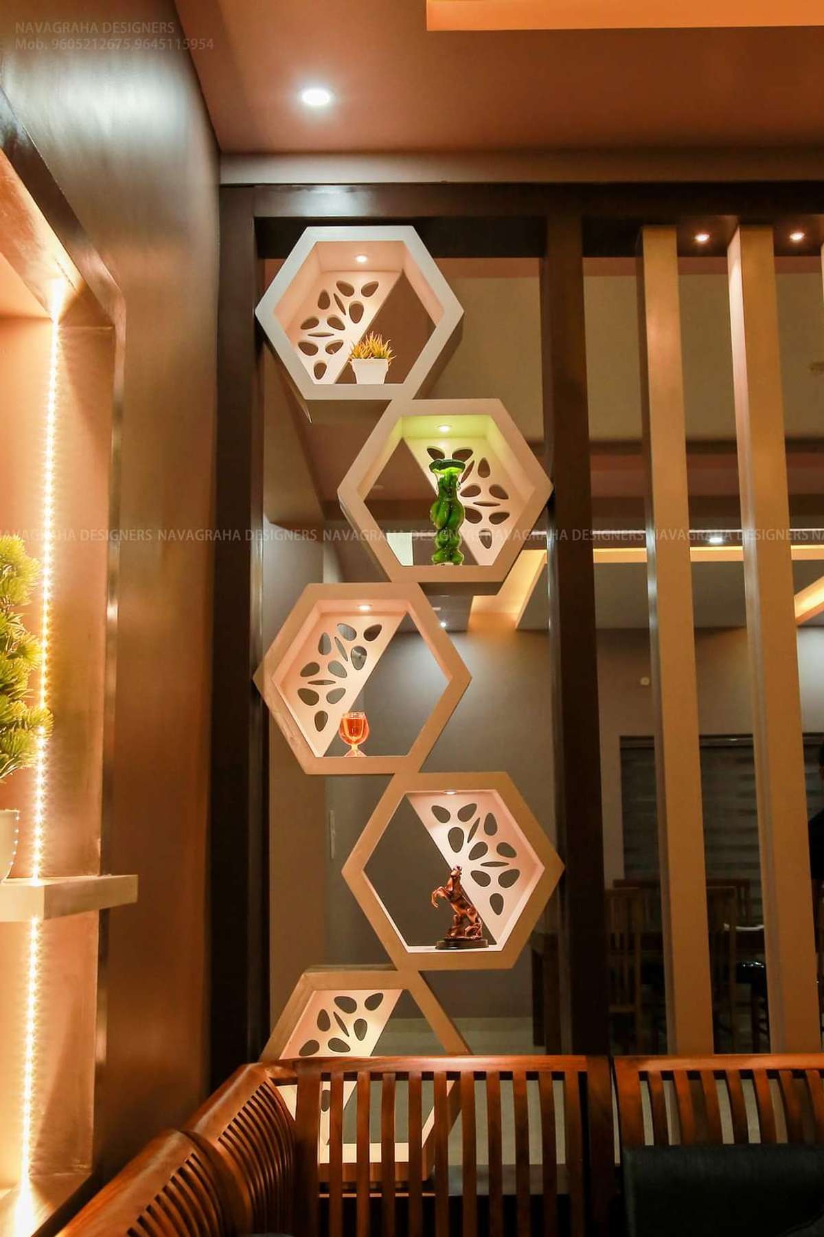 Exterior, Lighting Designs by Contractor Vishnu Punalur, Kollam | Kolo