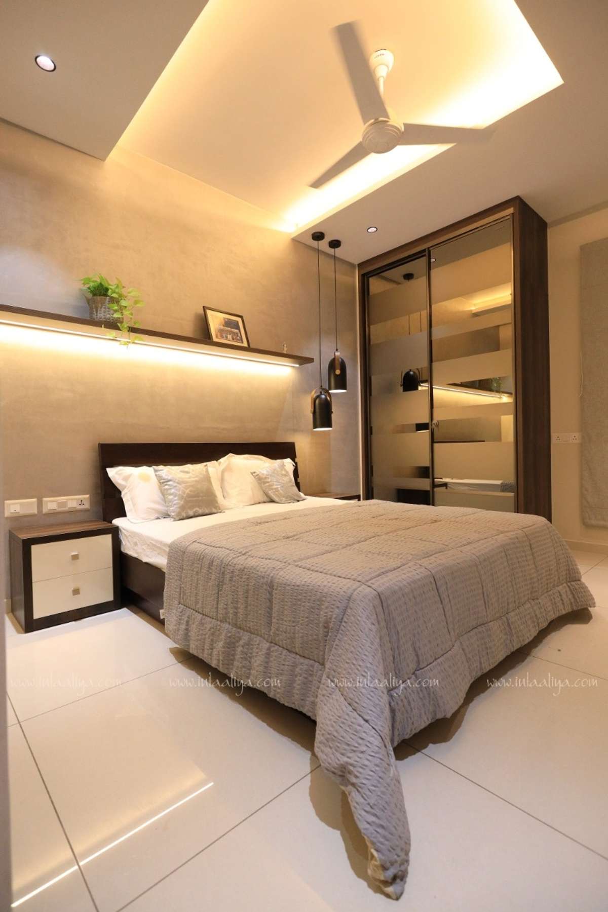 Bedroom, Furniture, Lighting, Storage Designs by Interior Designer Jaise Mathew, Ernakulam | Kolo
