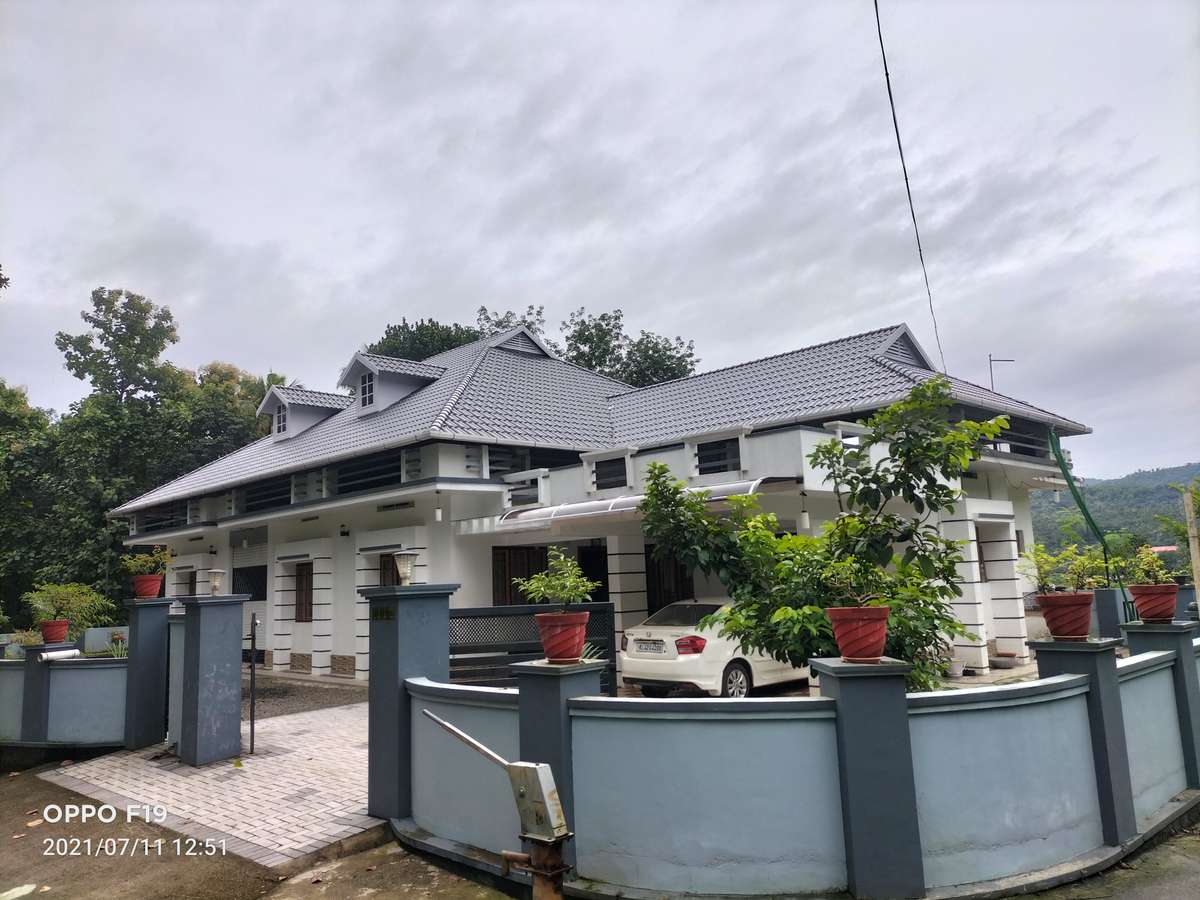 Designs by Contractor Nijo Thomas, Idukki | Kolo