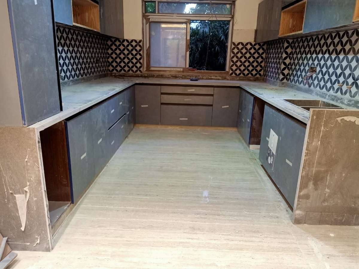 Kitchen, Storage Designs by Interior Designer dreamz creatorz, Gautam Buddh Nagar | Kolo