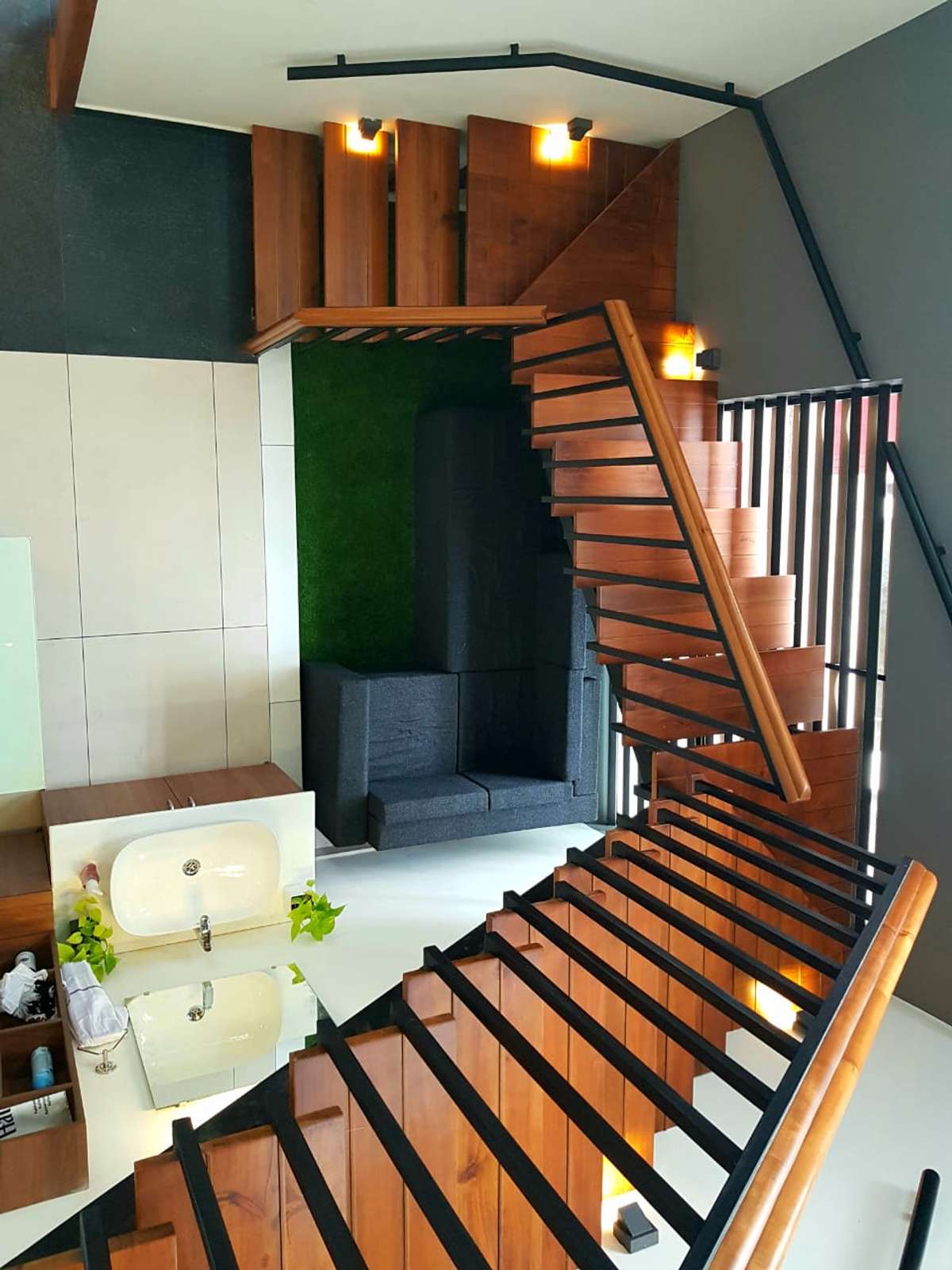Dining, Lighting, Staircase Designs by Civil Engineer Jithin Babu, Kollam | Kolo