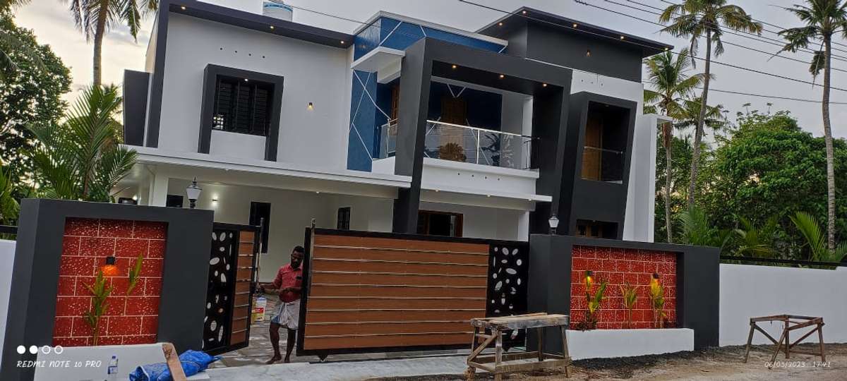 നിങ്ങൾക്ക് ഒരു അഡ്രസ്സ്  വീട് തരും. Home construction ആയി ബന്ധപ്പെടുക 9946268556
