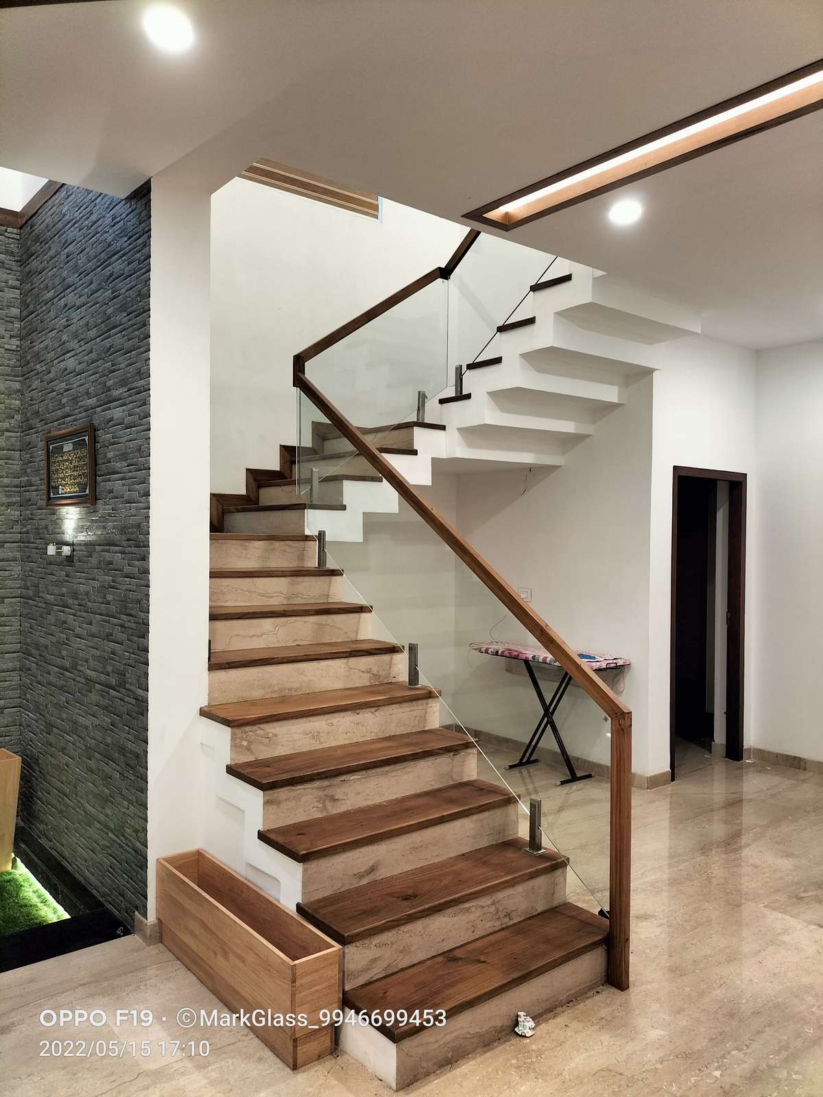MARK GLASS SOLUTION AND CONTRACTING
9xxxxxxxxxxx3