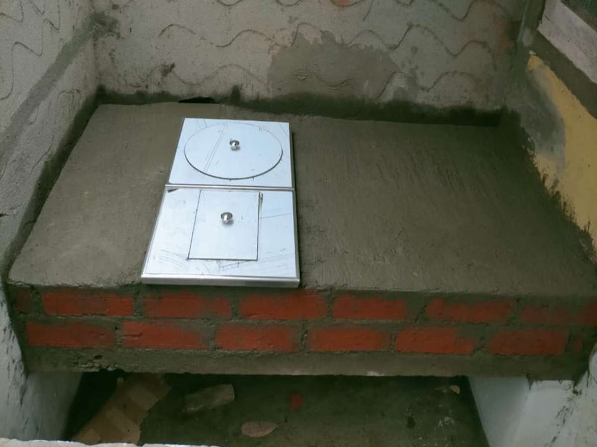single അടുപ്പിന് minimum 60 cm (2 ft ) വേണം ബാക്കിയുള്ള സ്ഥലത്തു gas stove വെക്കാൻ പറ്റും 
