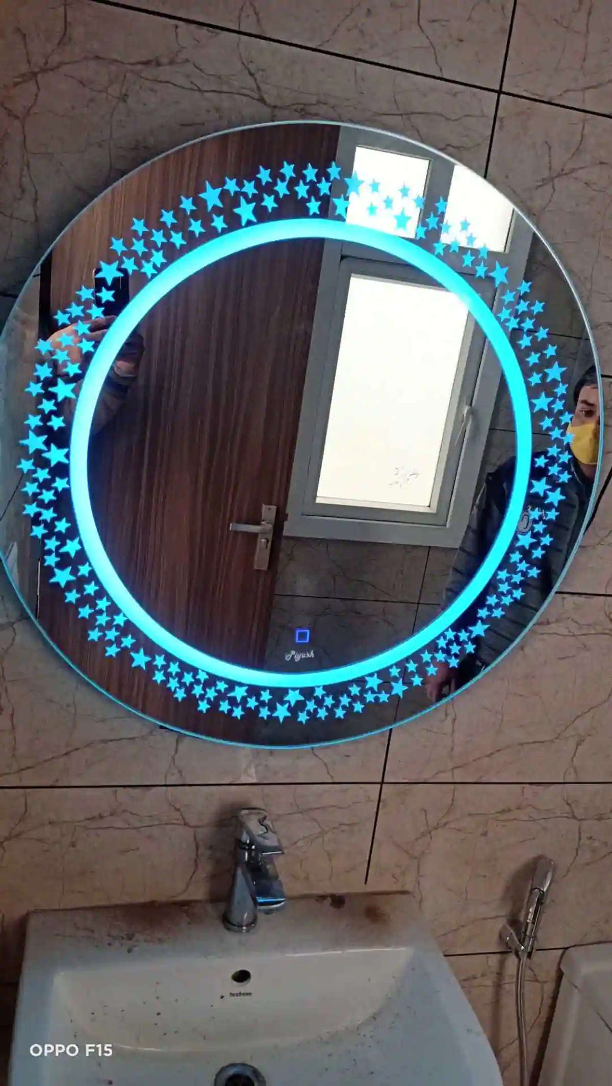 led mirror glass lagwane ke liye sumpark kare 