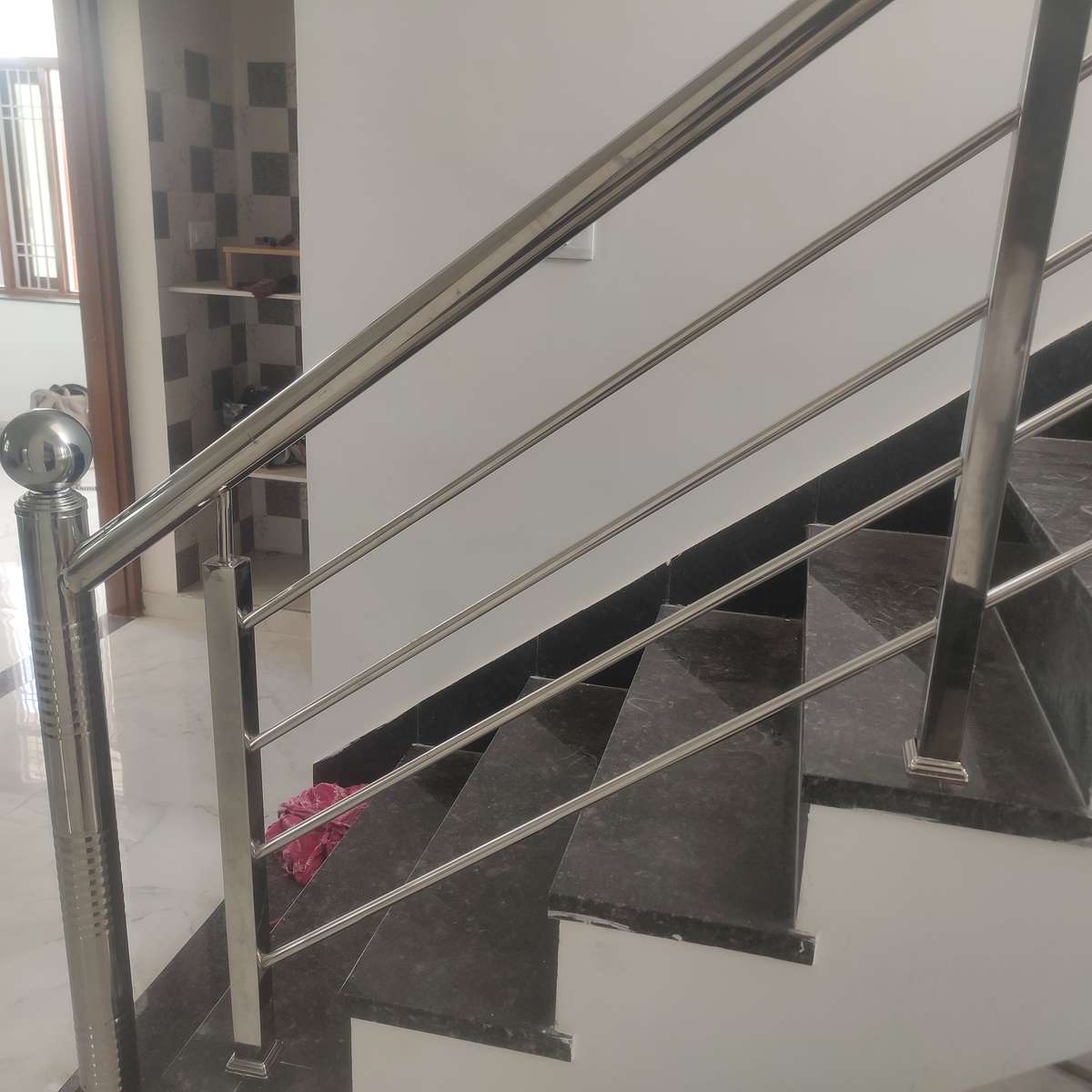 sir steel railing ka koi kam ho to batana 6377786242