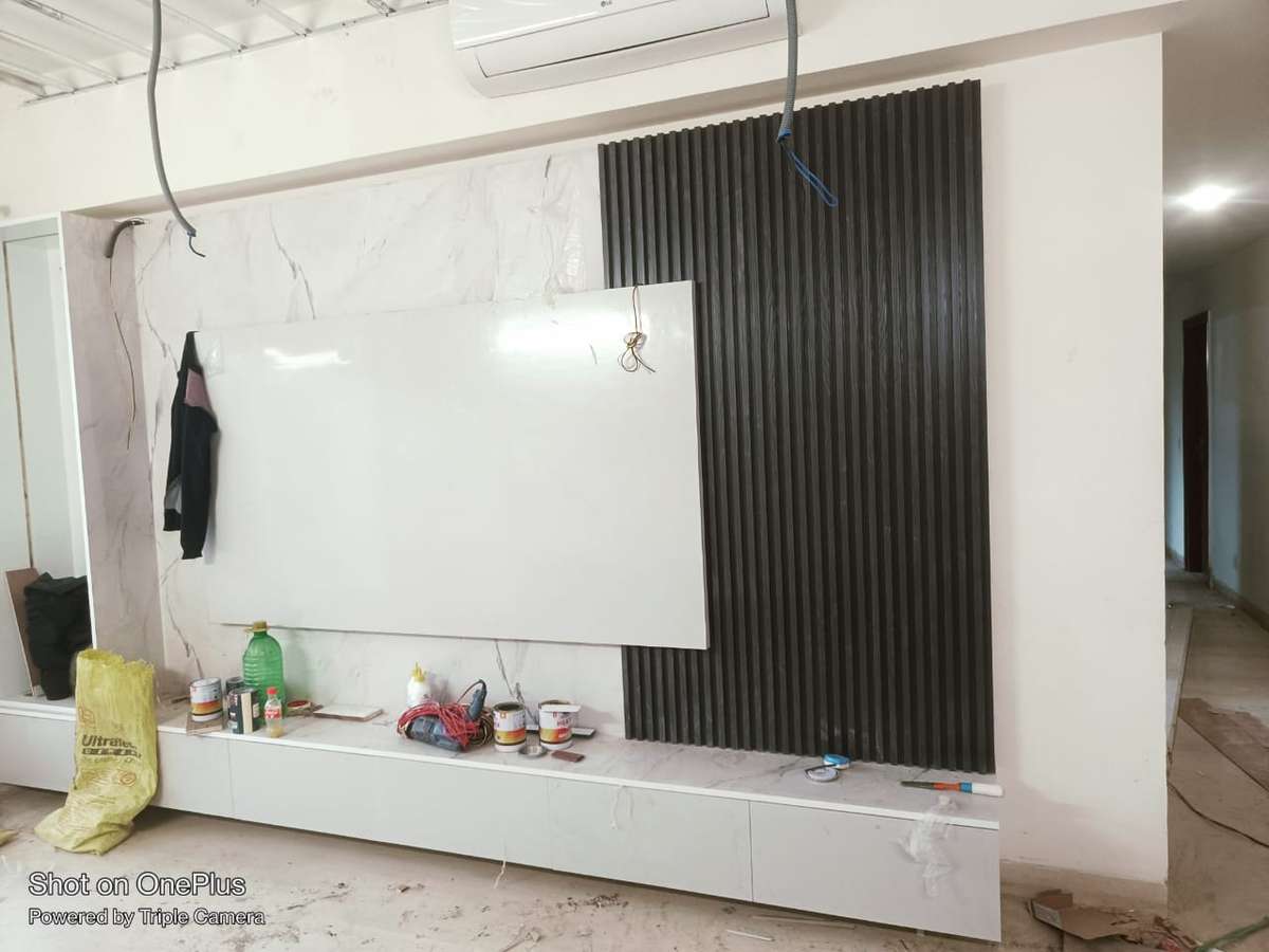 I am carpenter worker contact my number