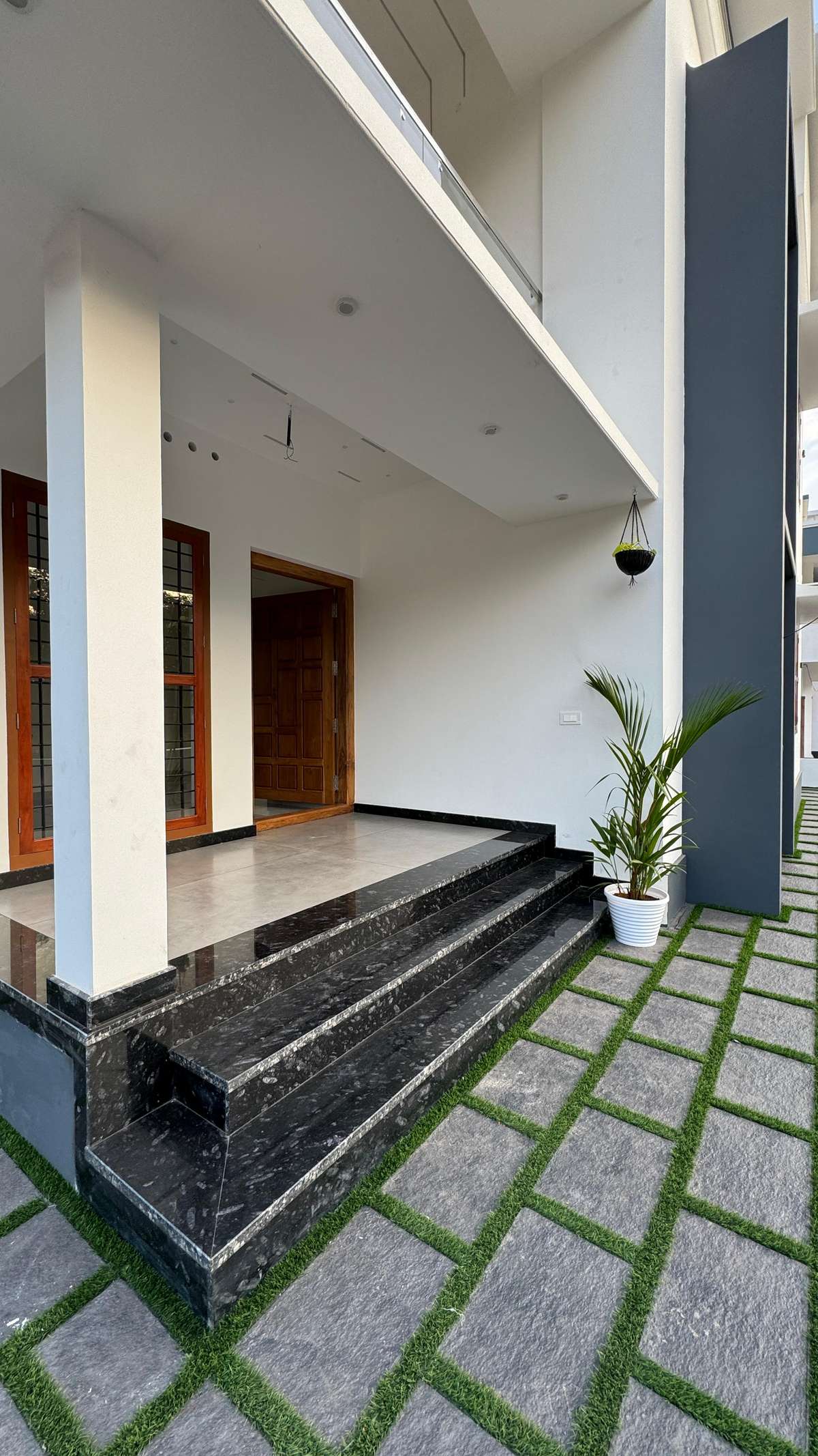 4 bedroom 2,400 sqft Full House Construction project in Pallikkara